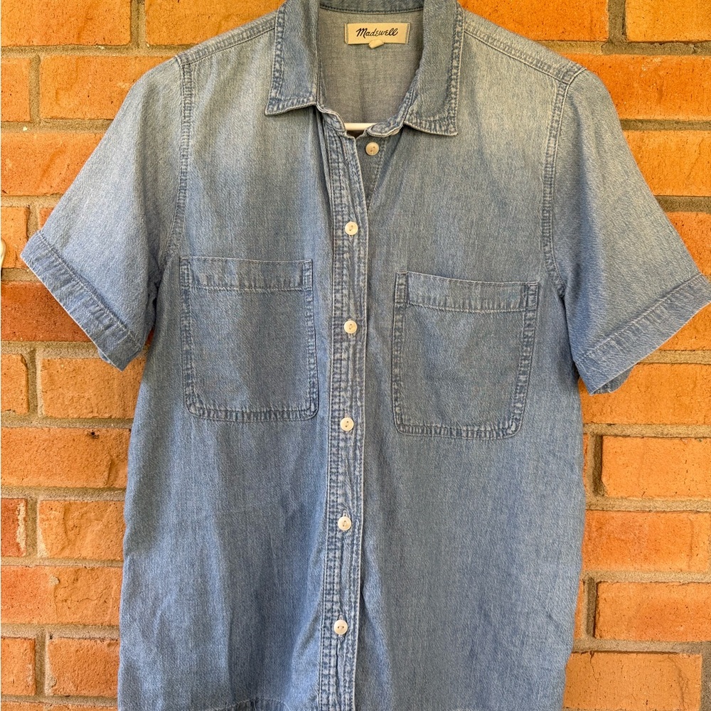 Madewell Light Blue Denim Button Down Shirt